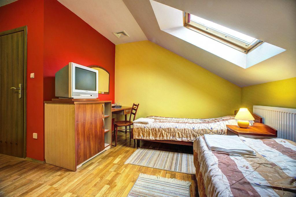 Xavito Bed and Breakfast Sanok Kamer foto