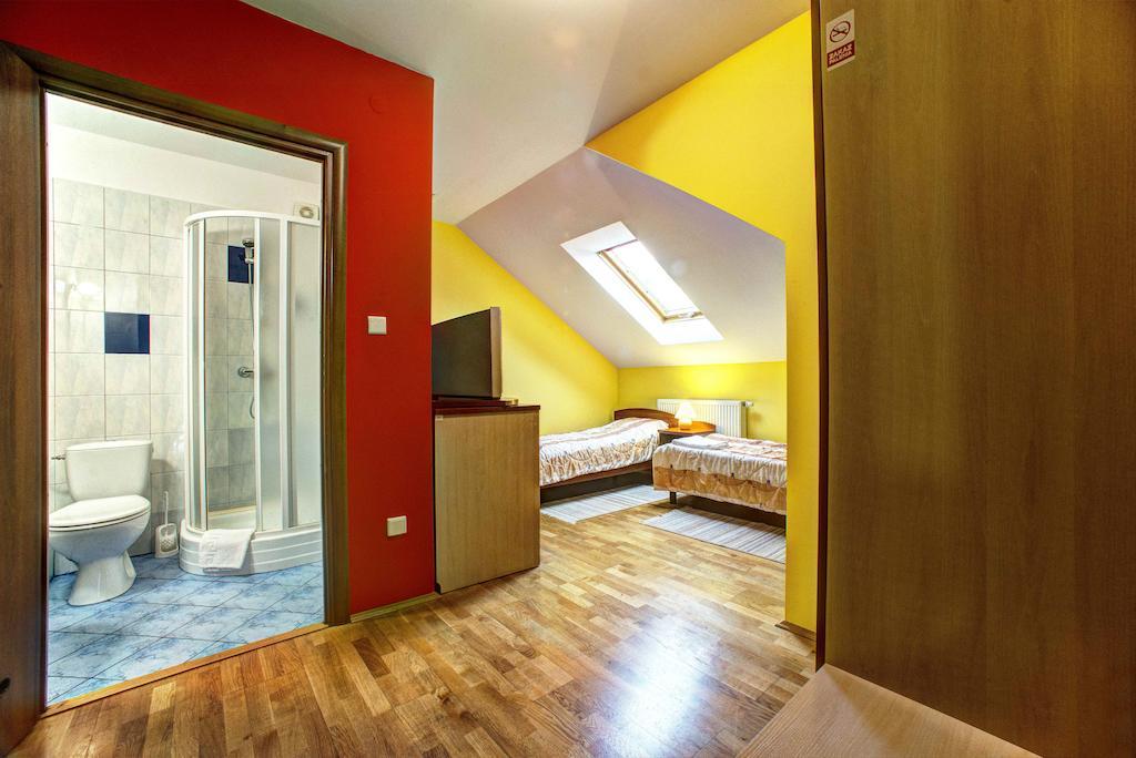 Xavito Bed and Breakfast Sanok Kamer foto