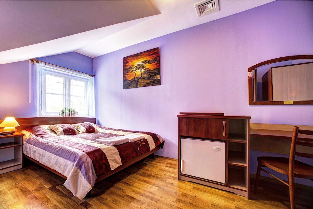Xavito Bed and Breakfast Sanok Kamer foto